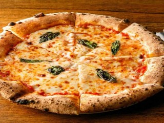 Buzza Pizza tặng pizza 150K thanh toán bằng thẻ Vp Bank